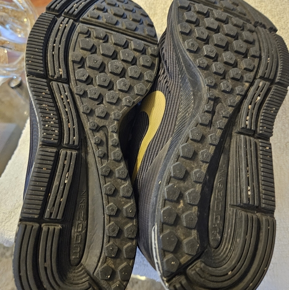 Nike sneakers - Picture 3 of 5